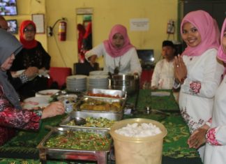 Syukuran RPS TSM SMK Dharma Bhakti 4 Jambi Syukuran RPS TSM SMK Dharma Bhakti 4 Jambi