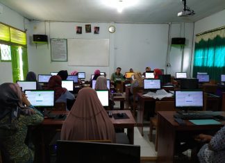 Rapat Perkembangan Siswa dan Pengisian Eraport SMK Dharma Bhakti 4 Jambi